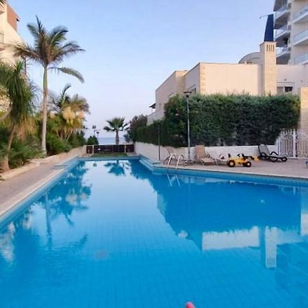 Pegasus Beach Front Lejlighed Limassol Eksteriør billede