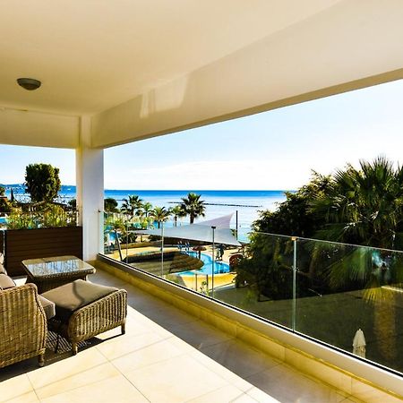 Pegasus Beach Front Lejlighed Limassol Eksteriør billede