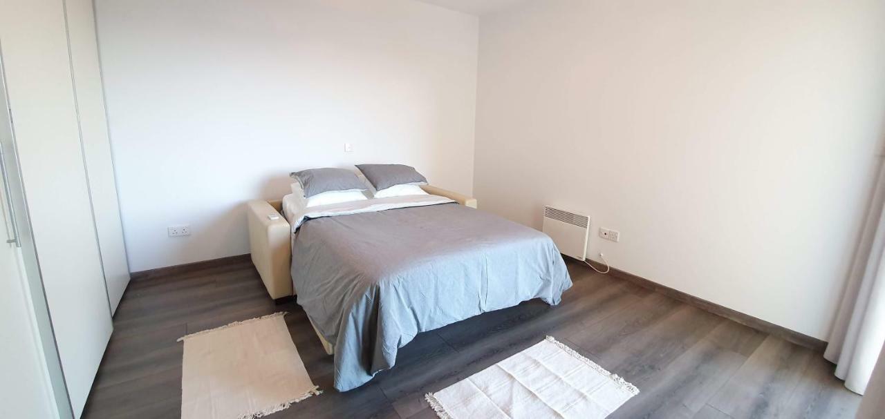 Pegasus Beach Front Lejlighed Limassol Eksteriør billede